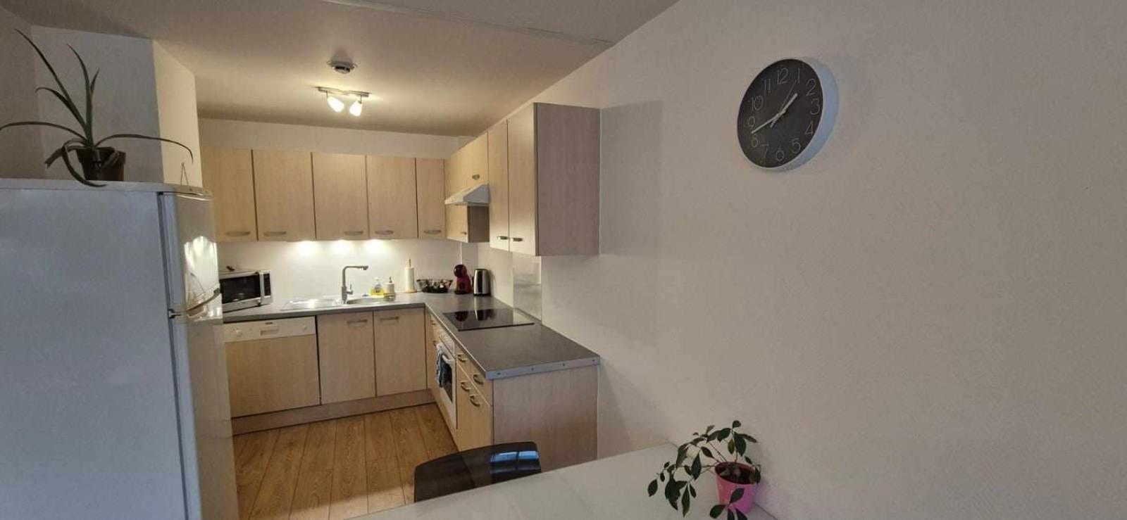 Nouveau !! Appartement Confortable Totalement Renove Avec Parking Gratuit - Hypercentre De Nancy Bagian luar foto