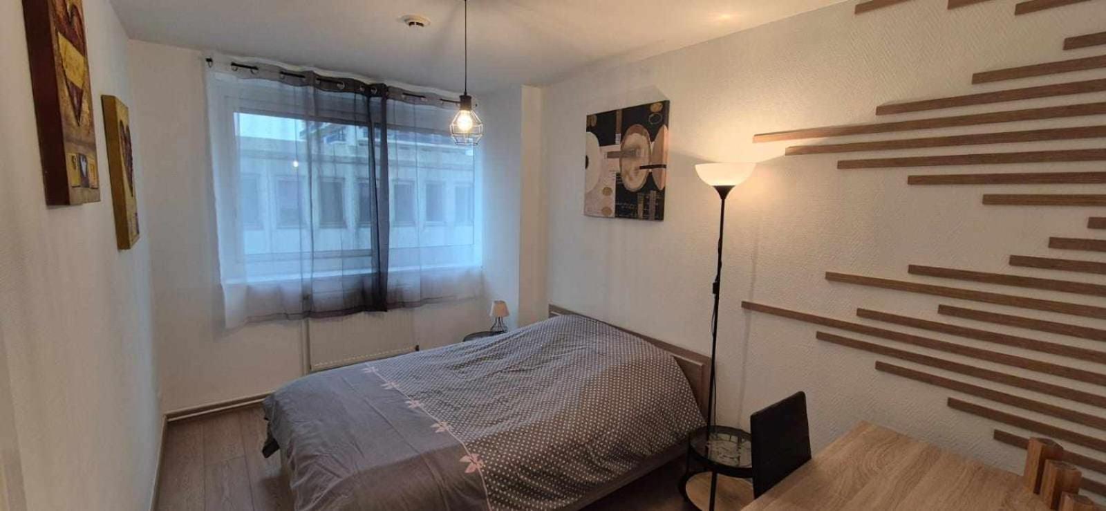Nouveau !! Appartement Confortable Totalement Renove Avec Parking Gratuit - Hypercentre De Nancy Bagian luar foto